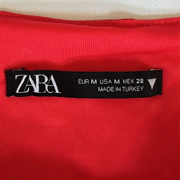 Zara Women's  Red Bodysuit with White Stars - Picture 4 of 8